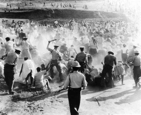 1960 Sharpeville Katliamı: Apartheidin Şiddet ve Direniş Sembolü